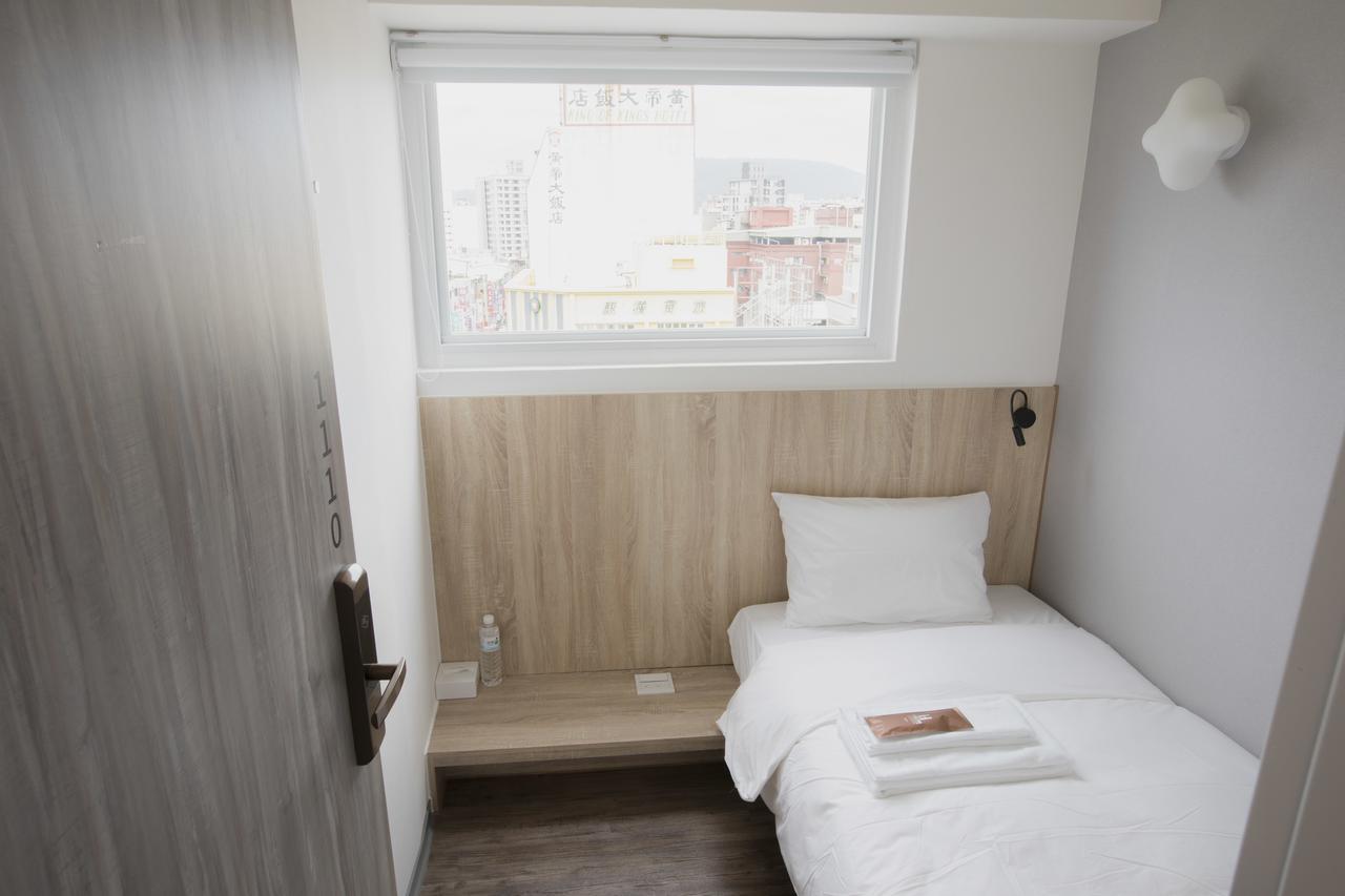 Single Inn-Kaohsiung Station Экстерьер фото